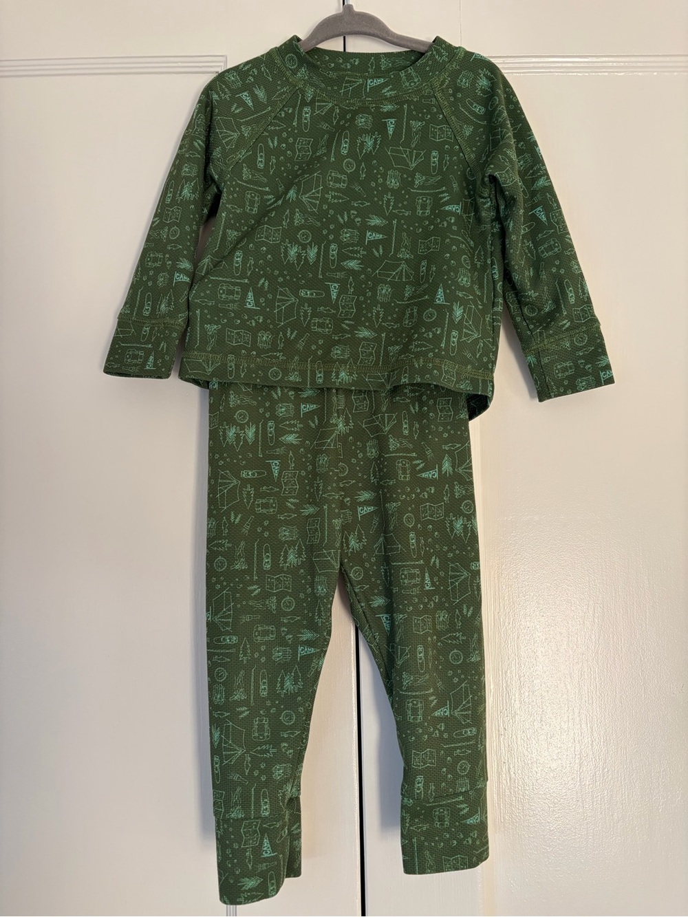 L.L. Bean Green Camping Print Base Layer Set Long Sleeve Pants 2T Toddler